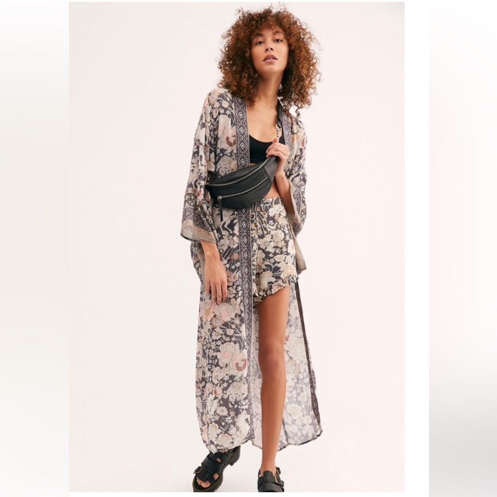 NWT FP X SPELL Free People Amethyst Nightfall Kimono Robe Wild Horses Floral S/M - Picture 4 of 7